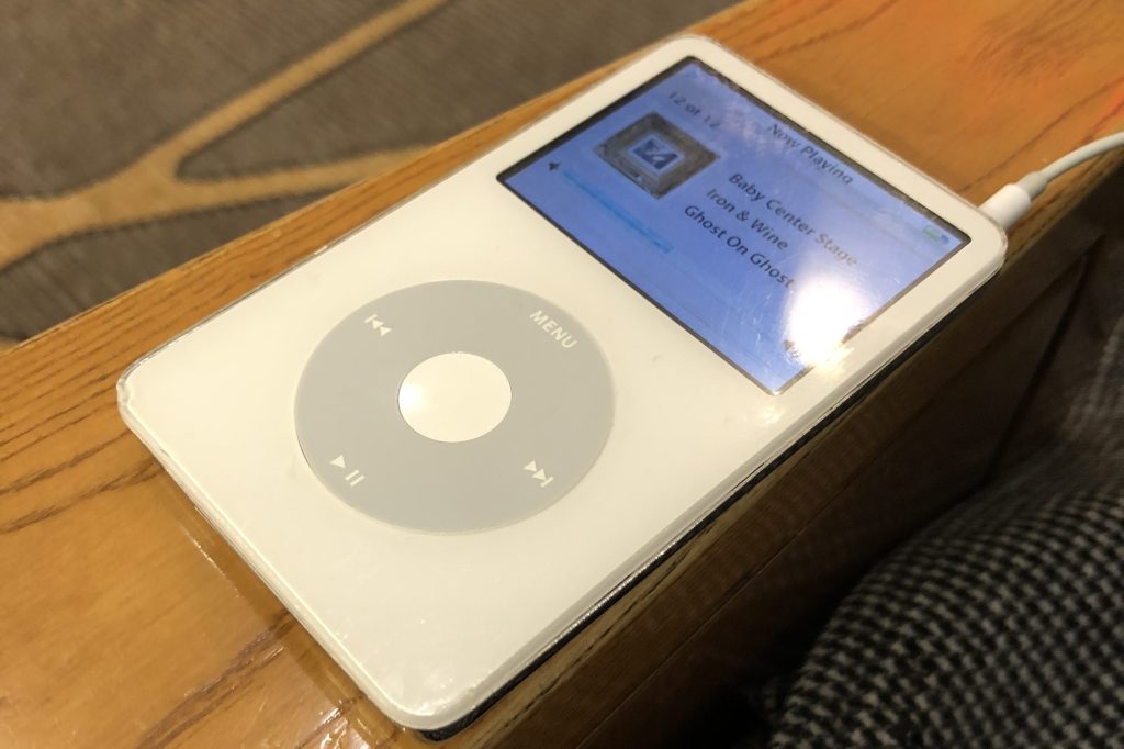Personal image. iPod Video (5th generation) white front.