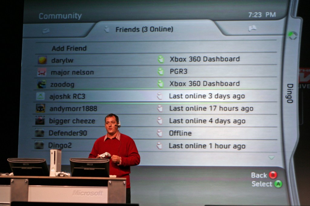 Xbox Live friends list being shown in 2005, using the original blades user interface.